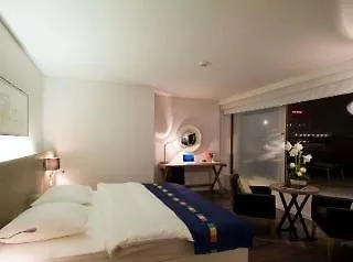 Park By Radisson Centre 3* Антверпен